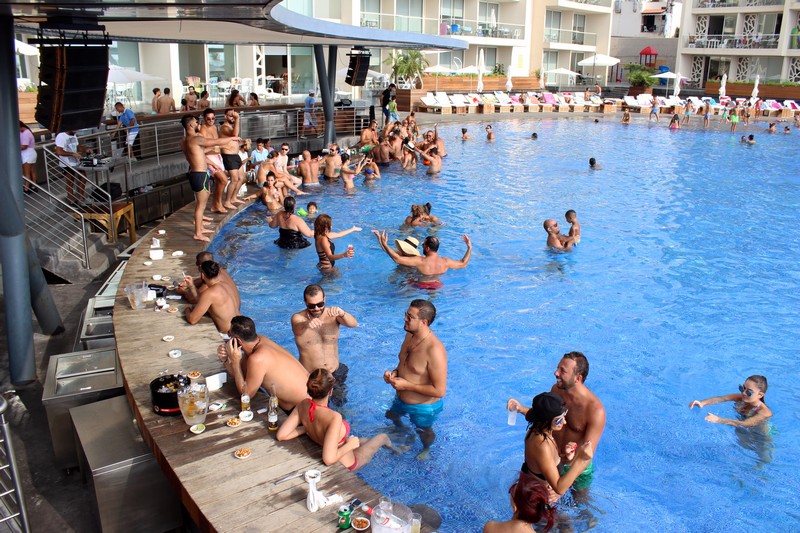 Sunday Pool Party at Whitelace